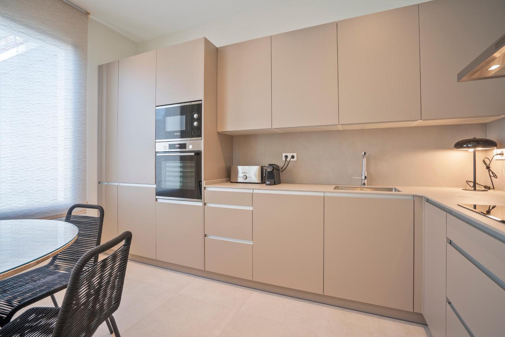 Sitges Spaces Garden Condo-2 Bedrooms, 2 Bathrooms, Garden Terrace, Near Center, Sleeps Up To 6- Monthly Rentals Only מראה חיצוני תמונה